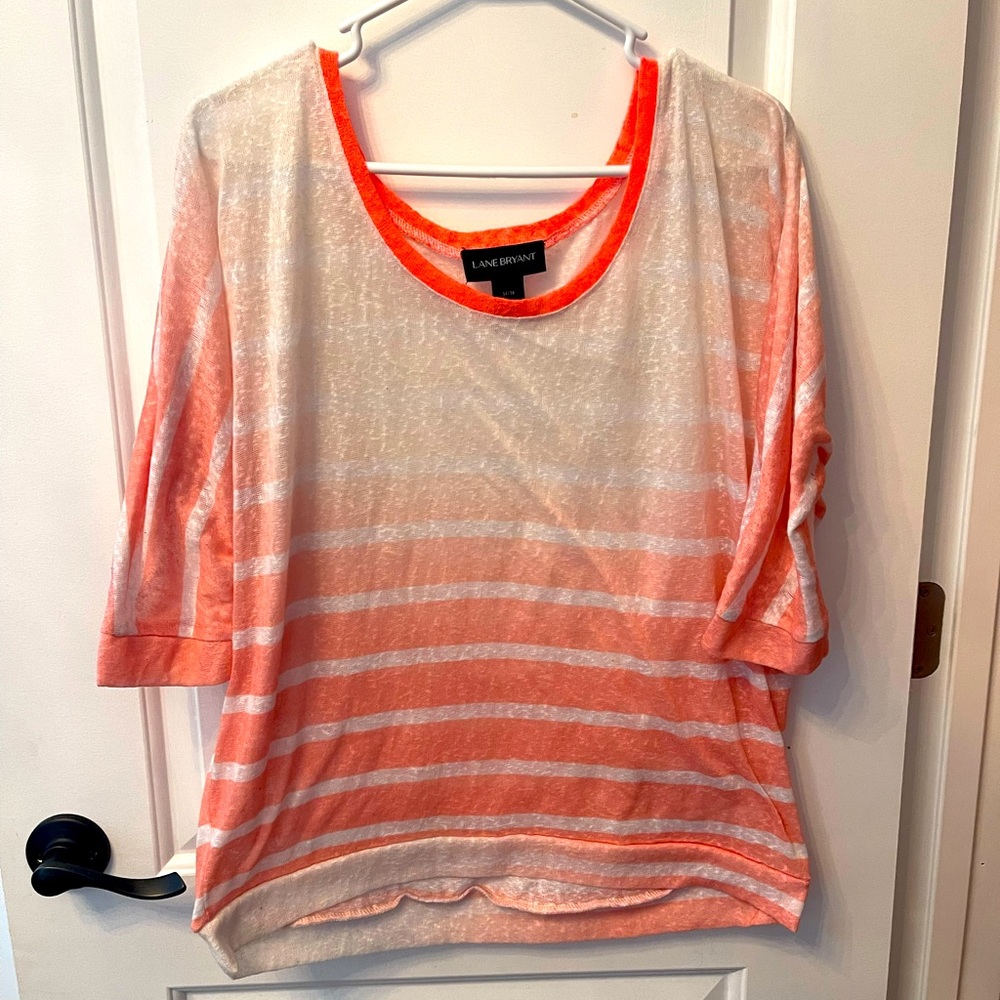Lane Bryant top size 14/16. Never worn.